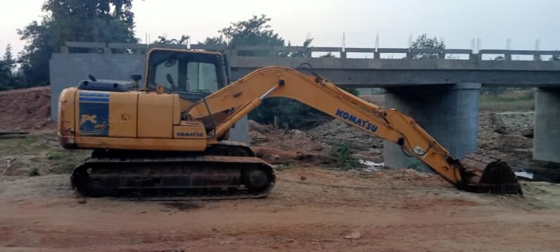 2016 Excavator Komatsu PC130