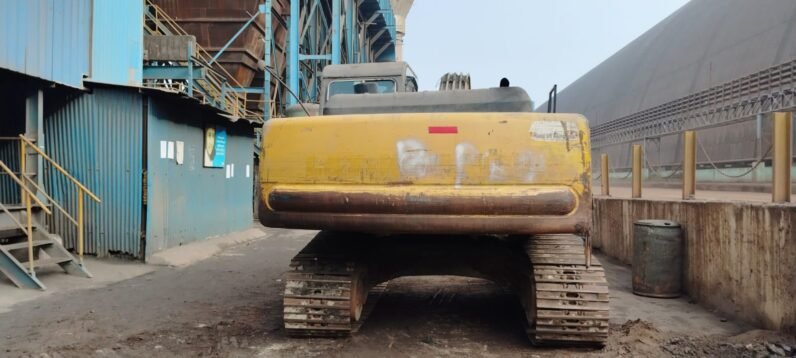 2010 Excavator Komatsu PC200