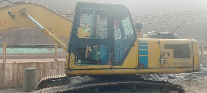 2010 Excavator Komatsu PC200