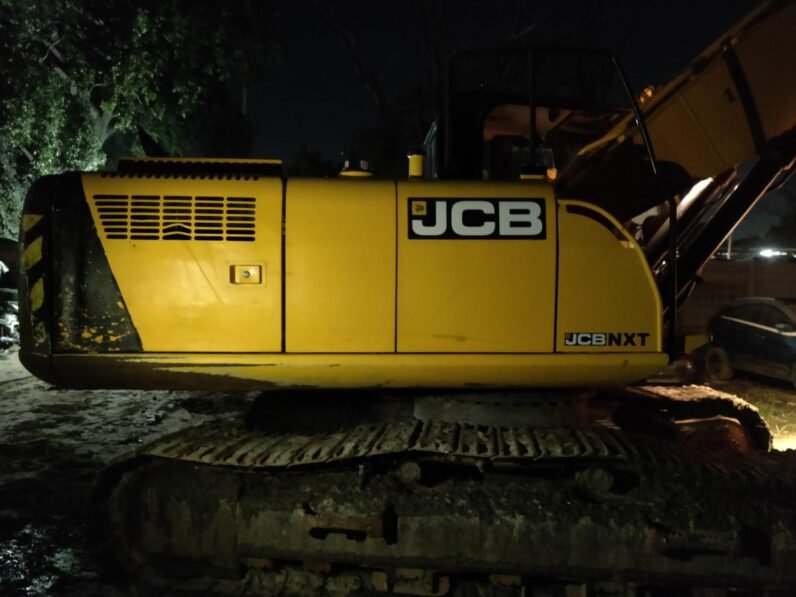 2022 Excavator JCB JS205